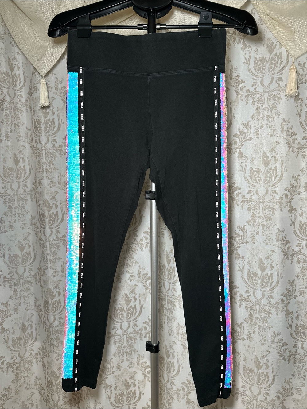 Victoria’s Secret PINK Yoga Leggings